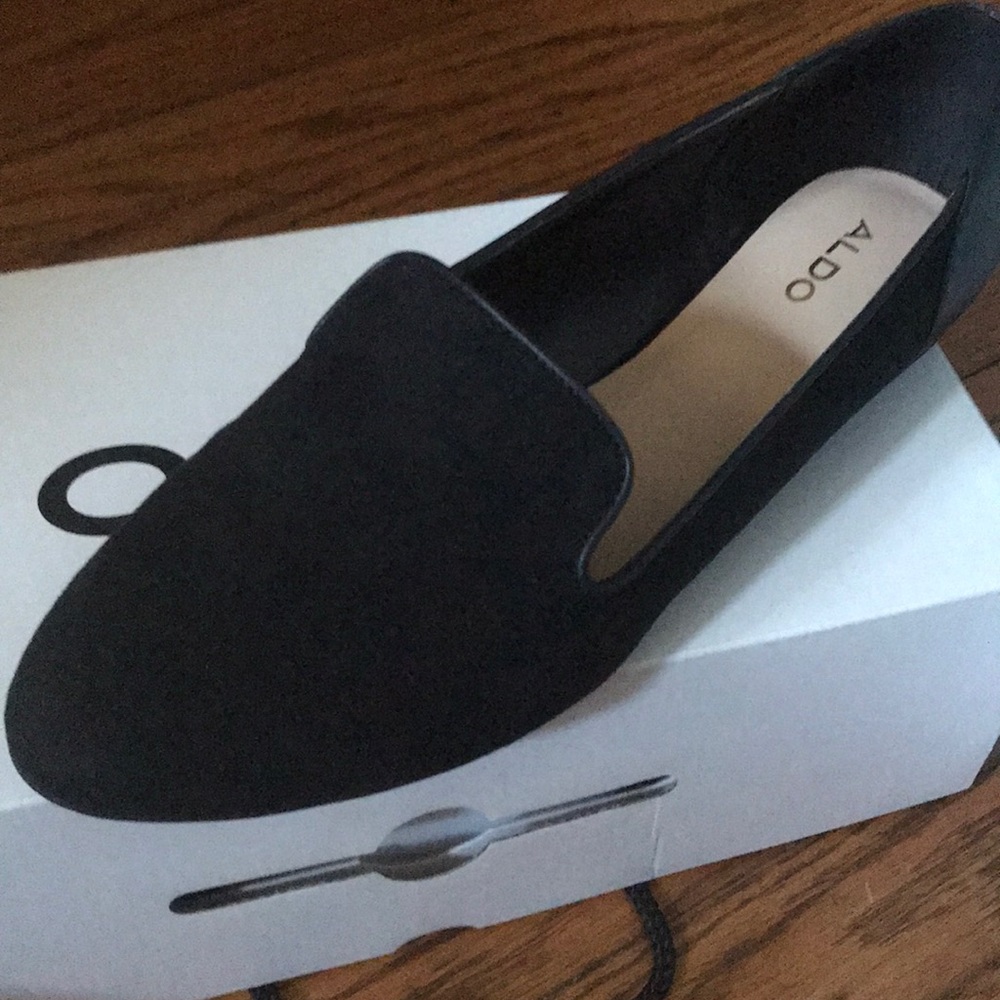 Flats - Picture 3 of 3